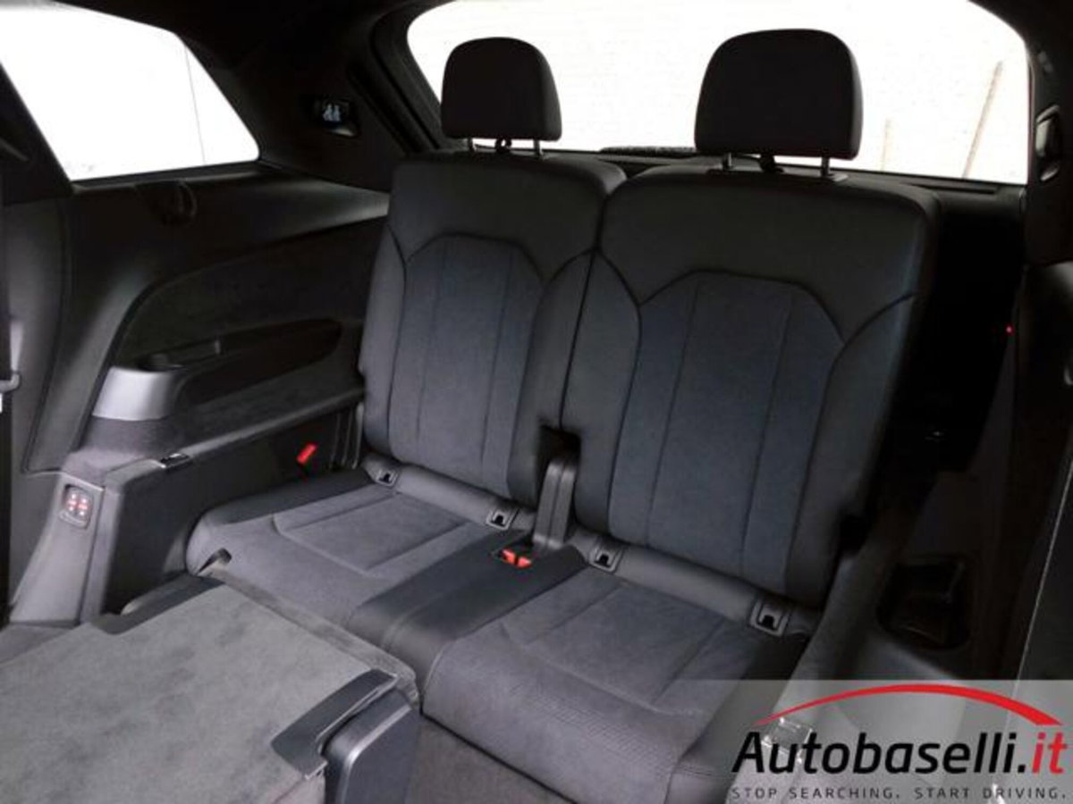 Audi Q7 50 TDI quattro tiptronic (4)