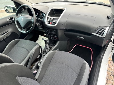 Peugeot 206 60CV 3p. Energie (9)