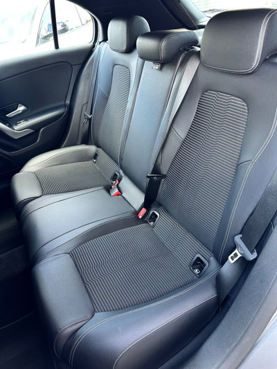 Mercedes-Benz Classe A 180 d Automatic Sport (10)