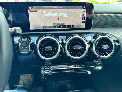 Mercedes-Benz Classe A 180 d Automatic Sport (13)