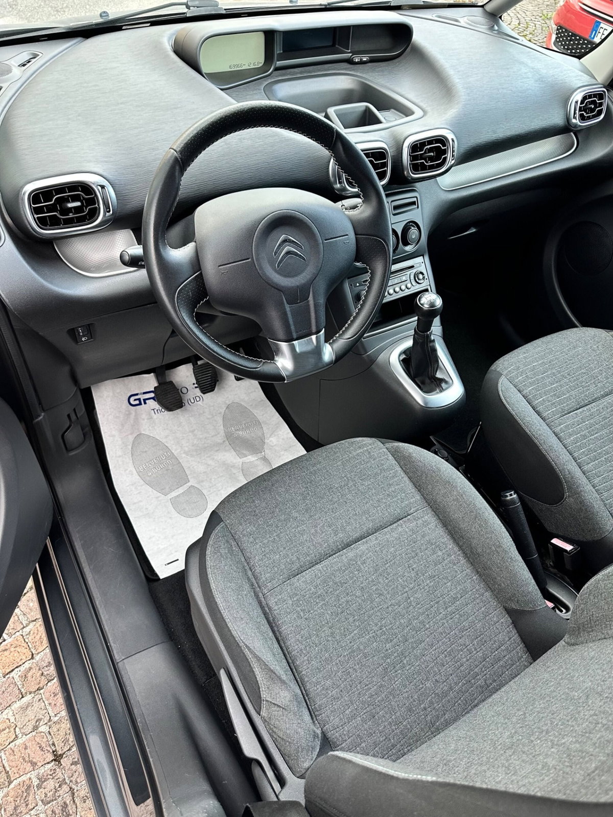 Citroen C3 Picasso BlueHDi 100 Live Edition (7)