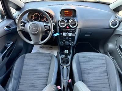 Opel Corsa 1.2 5 porte Edition (13)