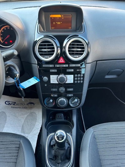 Opel Corsa 1.2 5 porte Edition (14)
