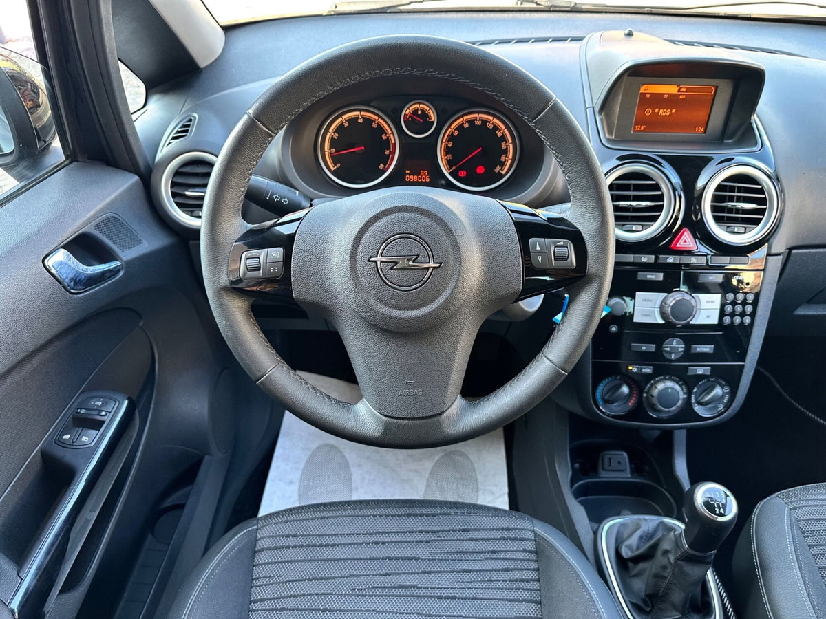 Opel Corsa 1.2 5 porte Edition (16)