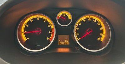 Opel Corsa 1.2 5 porte Edition (17)