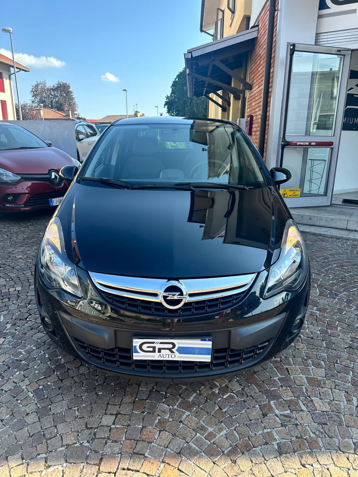 Opel Corsa 1.2 5 porte Edition (2)