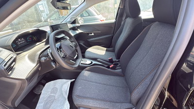 Peugeot 208 PureTech 100 Stop&Start 5 porte GT (9)
