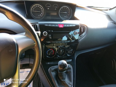 Lancia Ypsilon 1.2 69 CV 5 porte GPL Ecochic Elefantino (10)