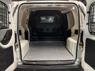 Fiat Fiorino 1.3 MJT 80CV Cargo (18)