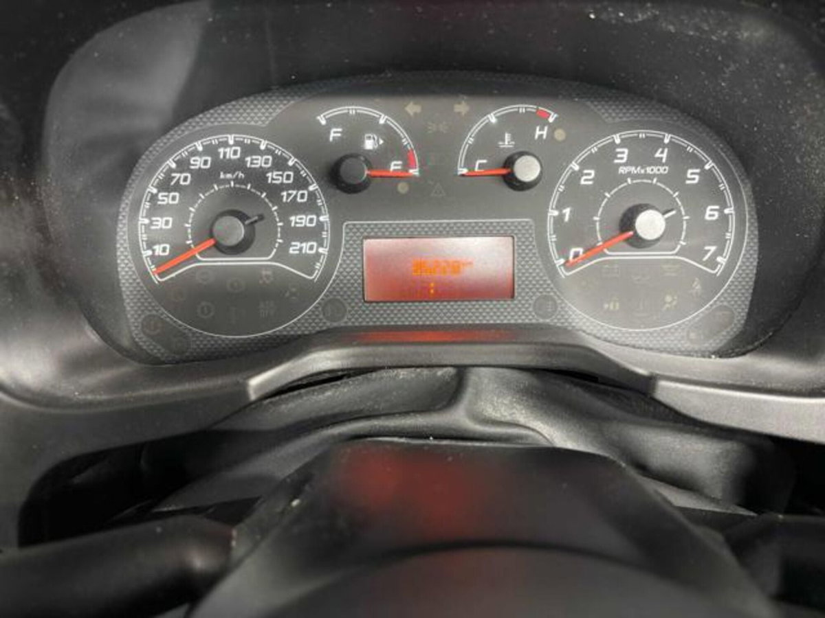 Fiat Fiorino 1.3 MJT 80CV Cargo (8)