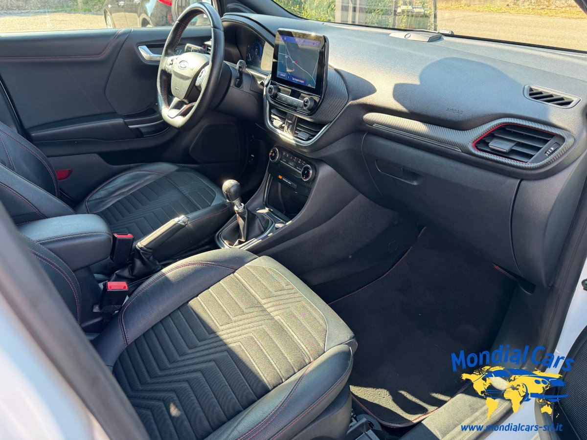 Ford Puma 1.0 EcoBoost Hybrid 125 CV S&S aut. ST-Line X (13)