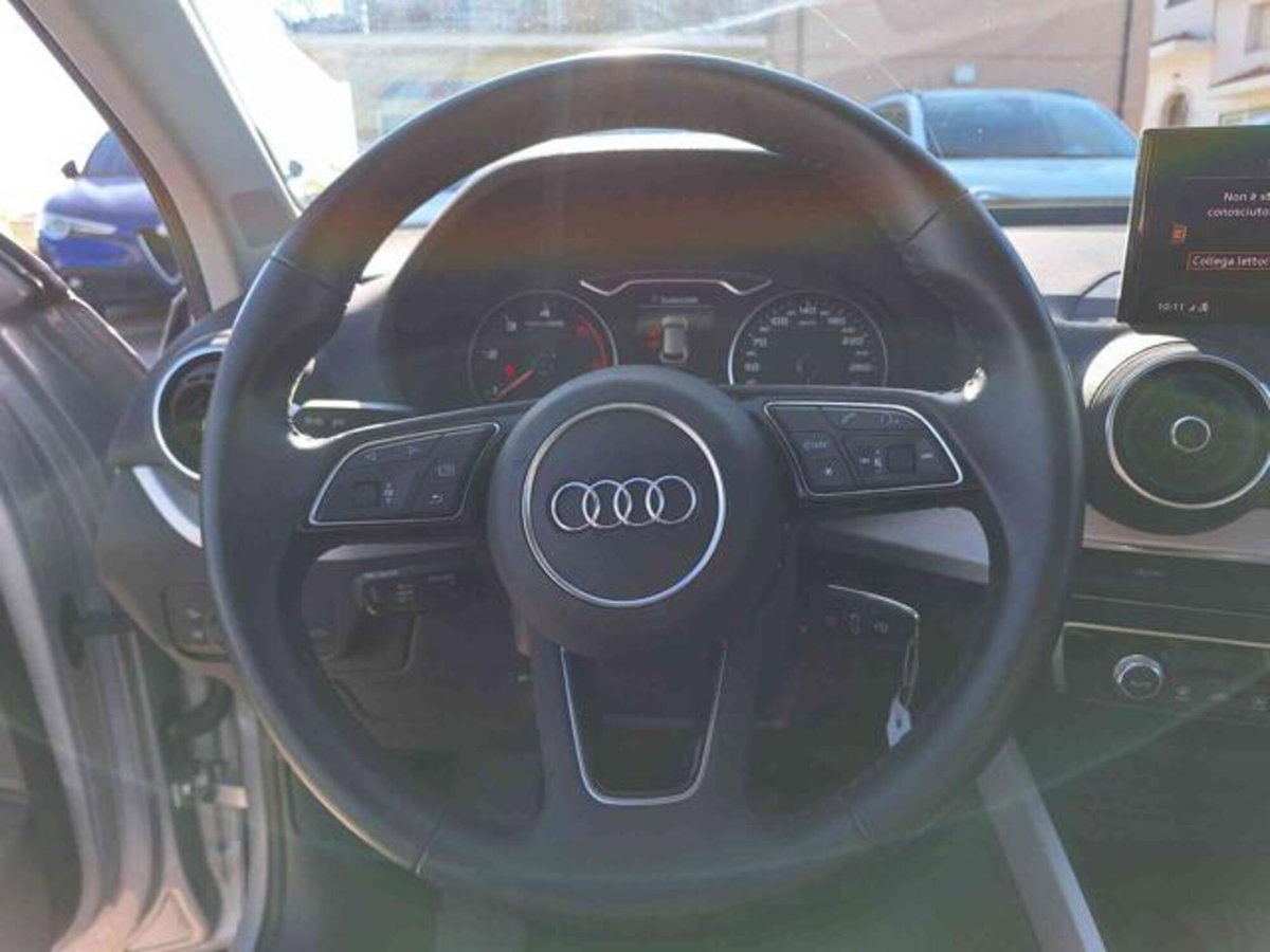 Audi Q2 Q2 35 TDI quattro S tronic Business Plus (15)