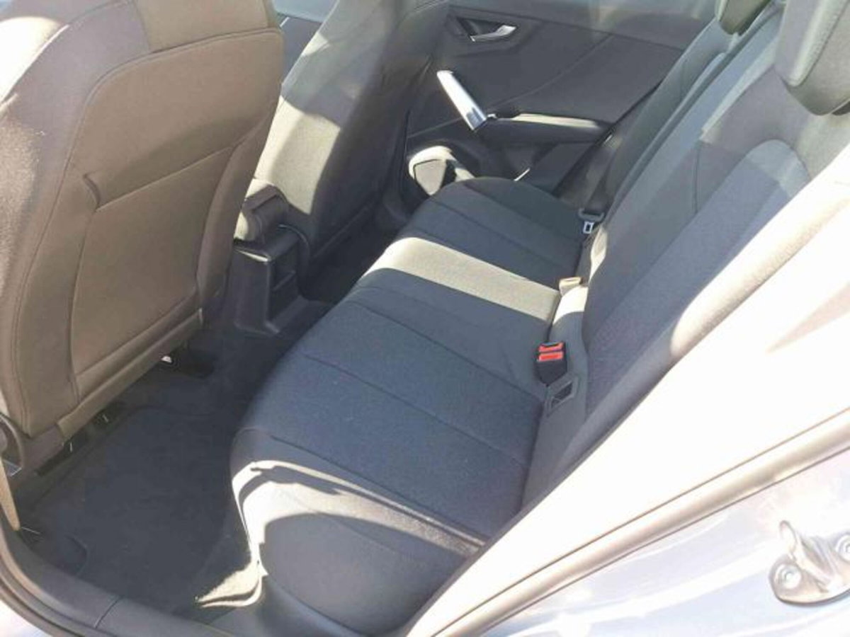 Audi Q2 Q2 35 TDI quattro S tronic Business Plus (7)