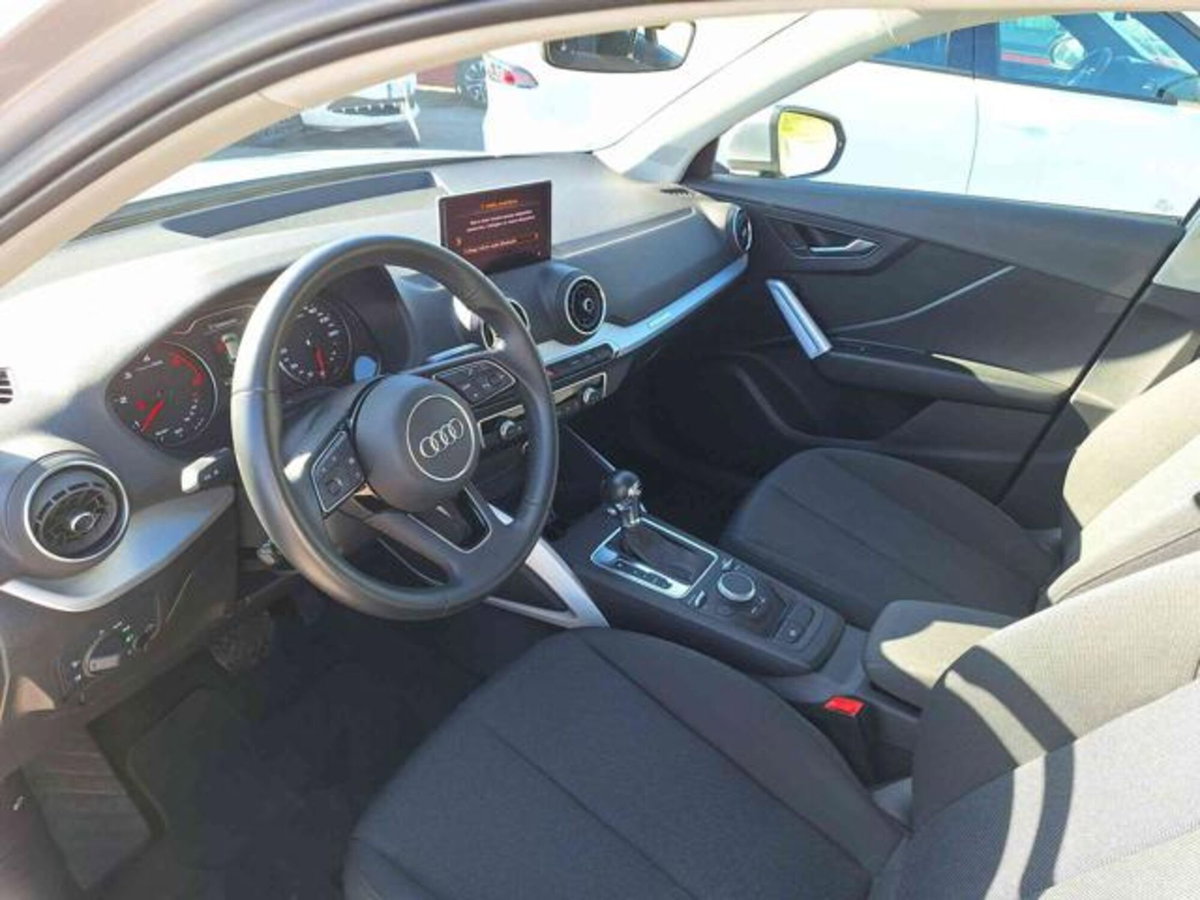 Audi Q2 Q2 35 TDI quattro S tronic Business Plus (8)