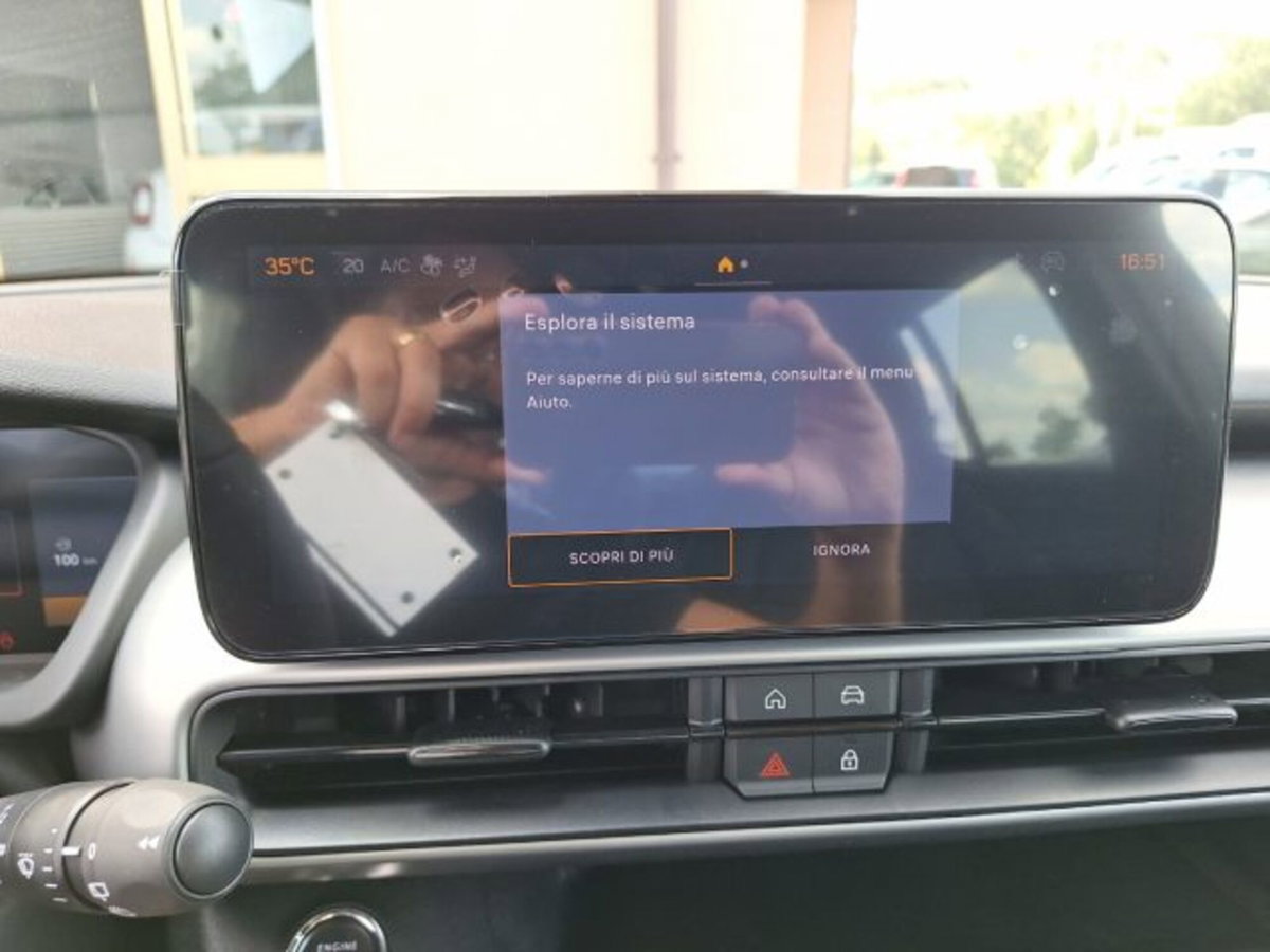 Jeep Avenger 1.2 turbo e-hybrid mhev Summit fwd 110cv edct6 (10)