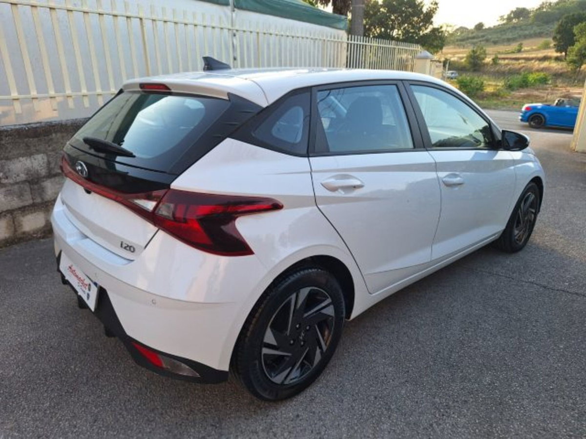 Hyundai i20 1.2 MPI MT ConnectLine (6)