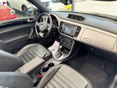Volkswagen Maggiolino Cabrio 2.0 TDI DSG Sport BlueMotion Technology (10)