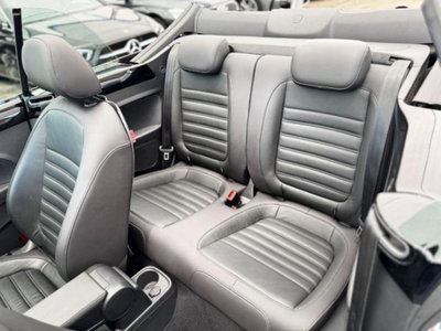 Volkswagen Maggiolino Cabrio 2.0 TDI DSG Sport BlueMotion Technology (12)