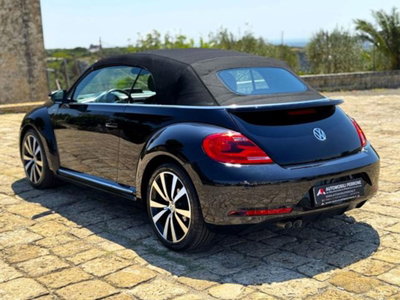 Volkswagen Maggiolino Cabrio 2.0 TDI DSG Sport BlueMotion Technology (16)