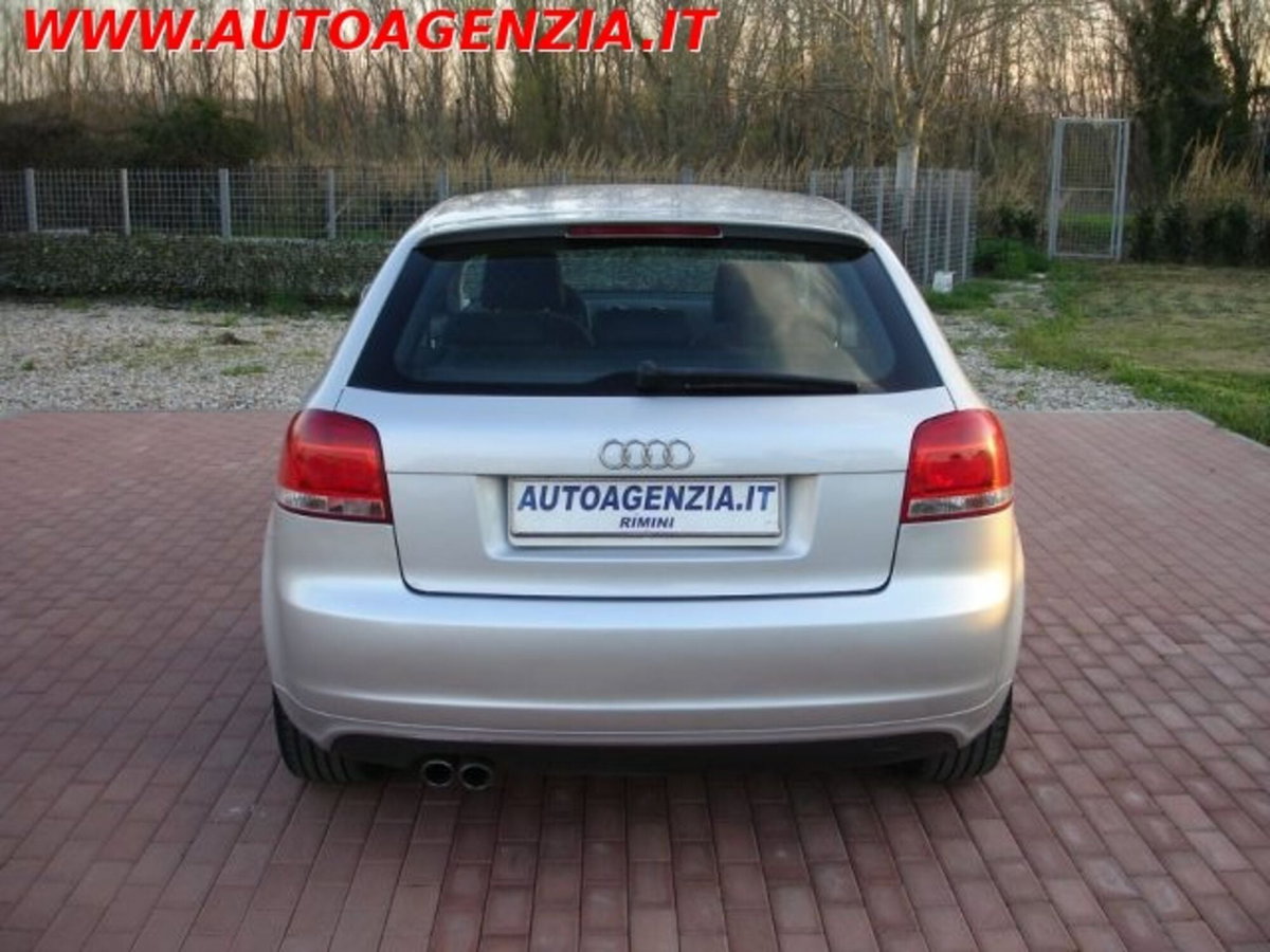 Audi A3 1.6 Ambiente (6)