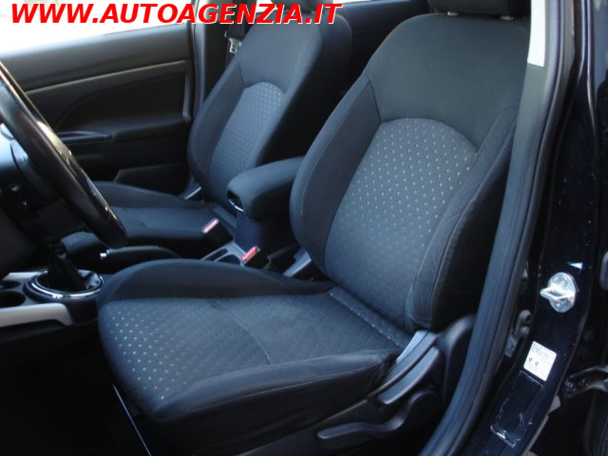 Mitsubishi ASX 1.8 DI-D 150 CV 4WD Invite (9)