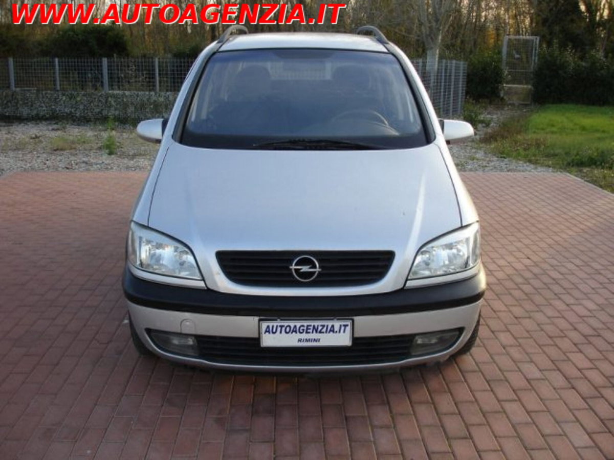 Opel Zafira 16V DTI cat Comfort (5)