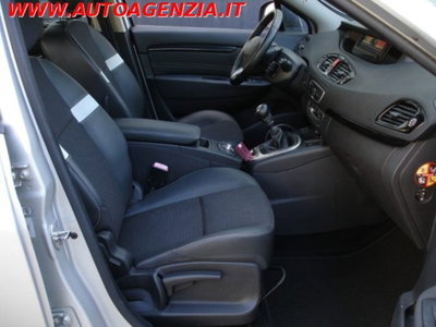 Renault Scenic E-Tech Electric 1.5 dCi 110CV Luxe (12)