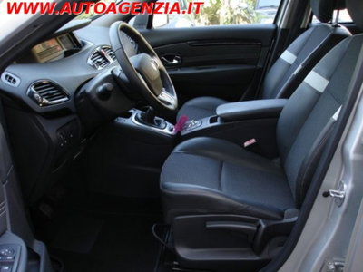 Renault Scenic E-Tech Electric 1.5 dCi 110CV Luxe (8)