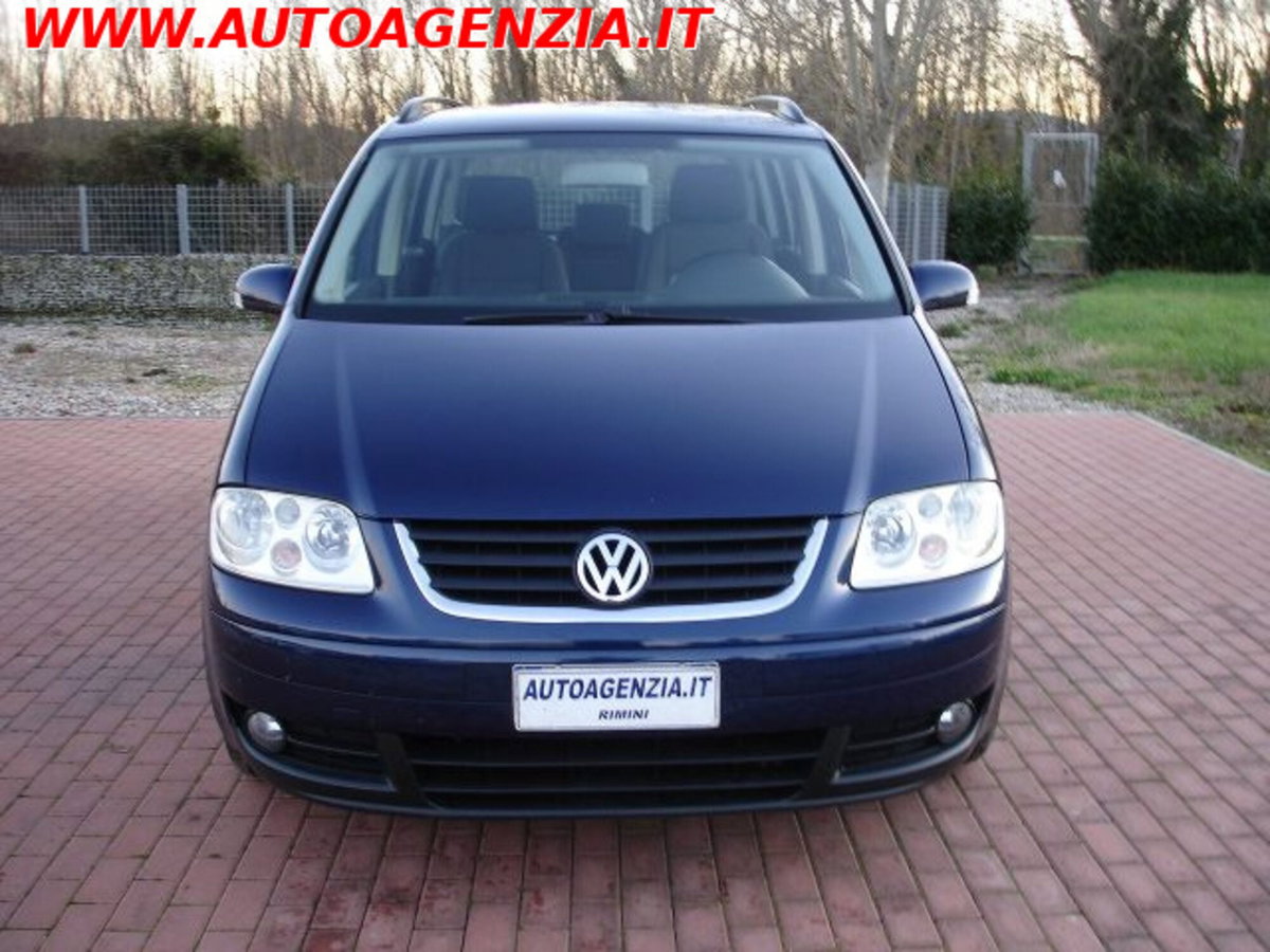 Volkswagen Touran 16V TDI Trendline (6)