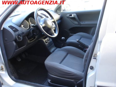 Volkswagen Polo 1.4 16V cat 5p. Comfortline (9)
