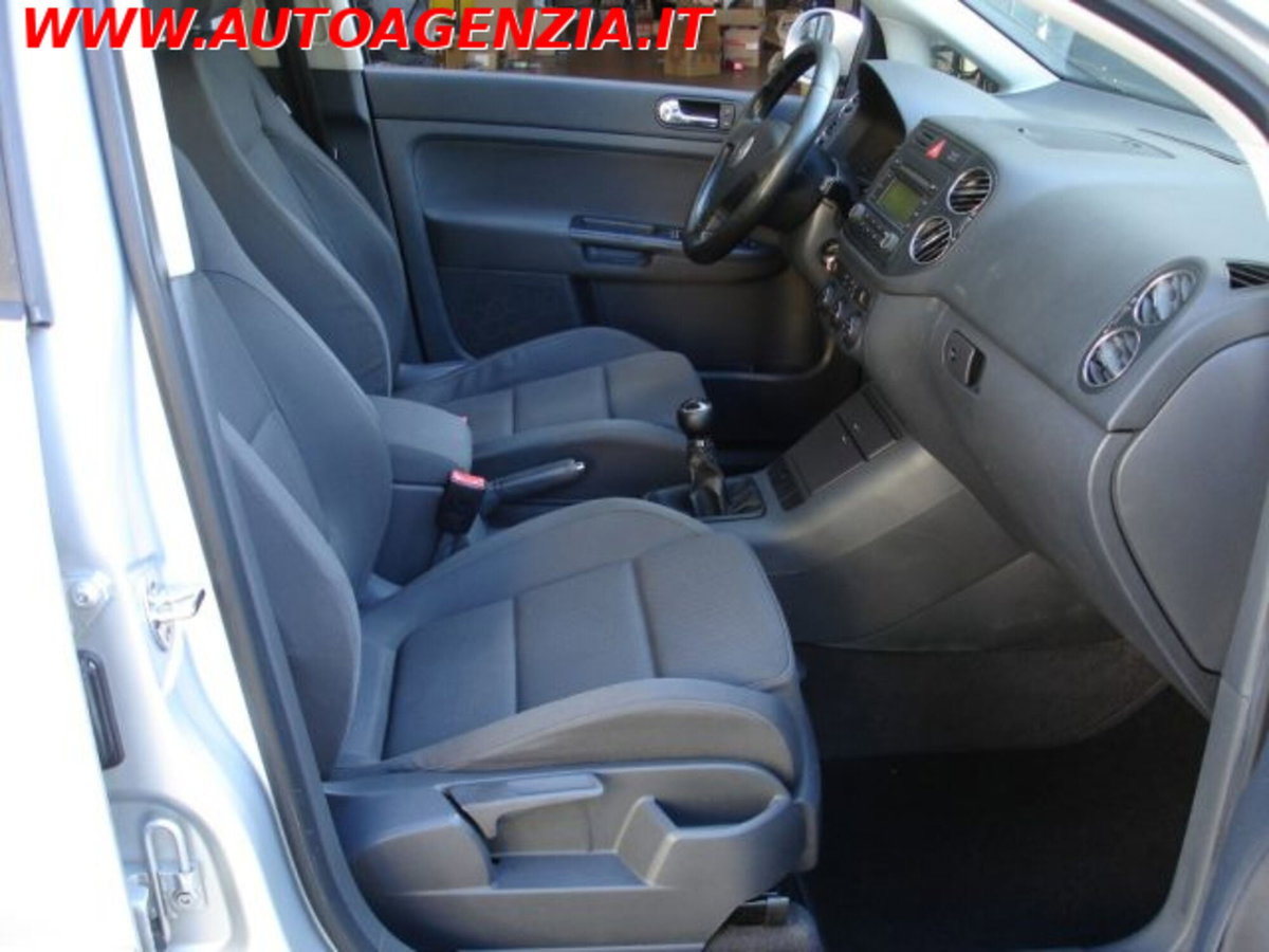 Volkswagen Golf Plus 1.9 TDI Comfortline (10)