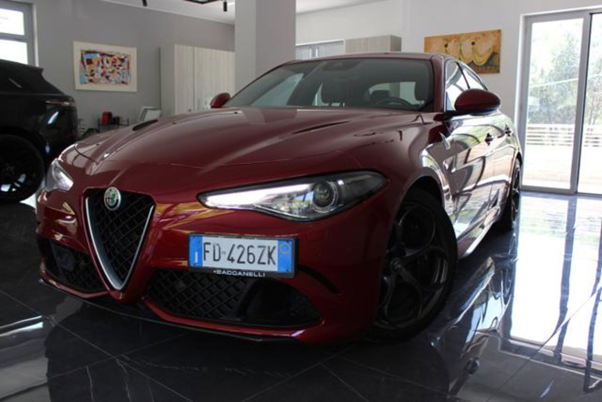 Alfa Romeo Giulia 2.9 T V6 Quadrifoglio