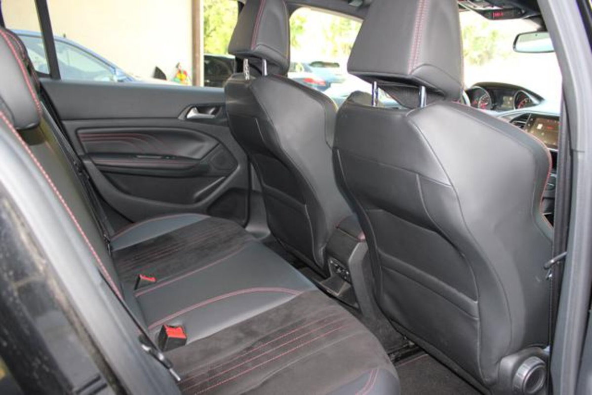 Peugeot 308 THP 270 S&S GTi by Peugeot Sport (11)