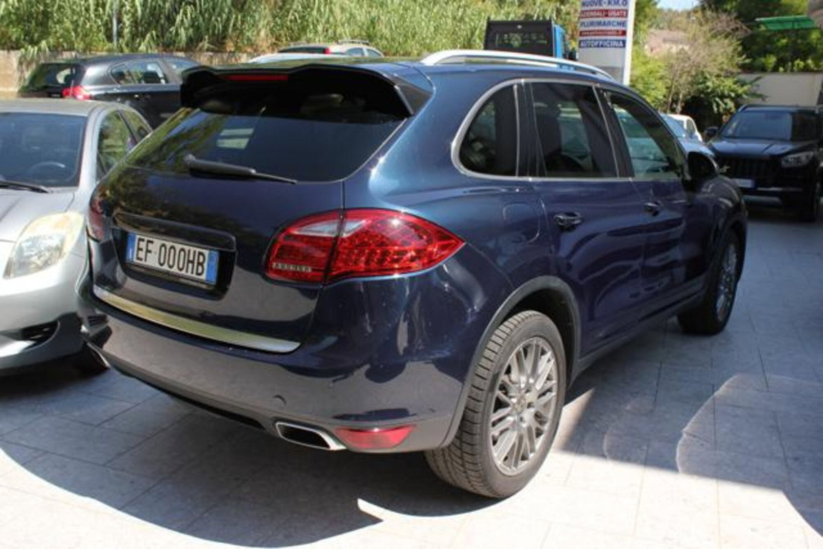 Porsche Cayenne 3.0 Diesel (7)