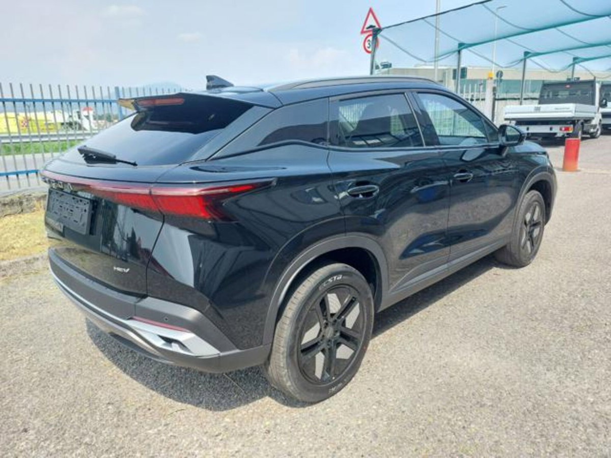 Omoda Omoda 5 EV 60,9 kWh Premium (2)