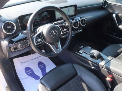 Mercedes-Benz Classe A Sedan 180 d 4p. Sport (3)