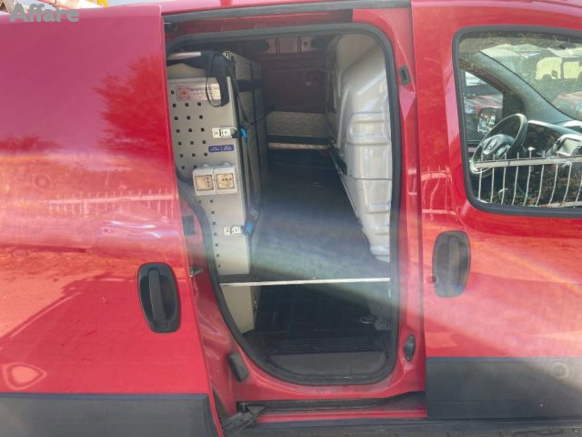 Fiat Fiorino combi N1 1.3 mjt 95cv Adventure (13)