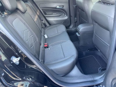 Jeep Avenger 1.2 turbo e-hybrid mhev Summit fwd 110cv edct6 (11)