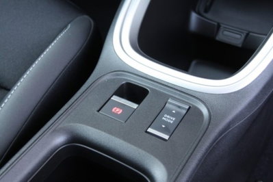 Jeep Avenger 1.2 turbo e-hybrid mhev Summit fwd 110cv edct6 (18)