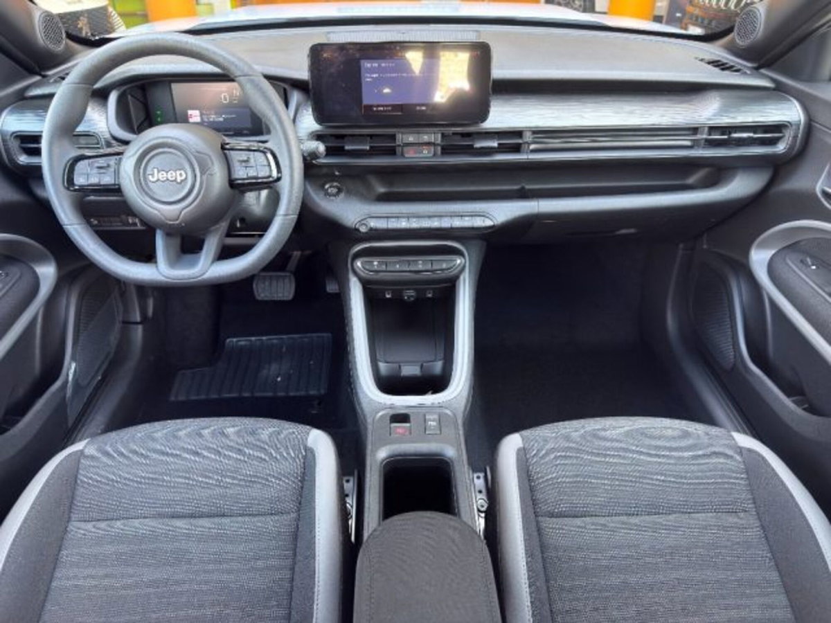 Jeep Avenger 1.2 turbo Longitude fwd 100cv (11)