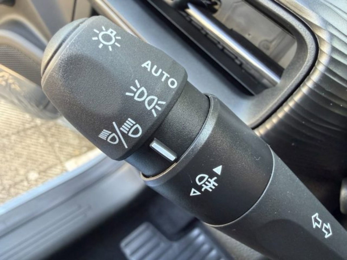 Jeep Avenger 1.2 turbo Longitude fwd 100cv (17)