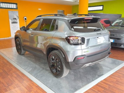 Jeep Avenger 1.2 turbo e-hybrid mhev Overland 4xe 145cv edct6 (4)
