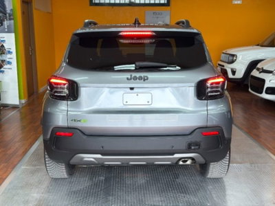 Jeep Avenger 1.2 turbo e-hybrid mhev Overland 4xe 145cv edct6 (5)