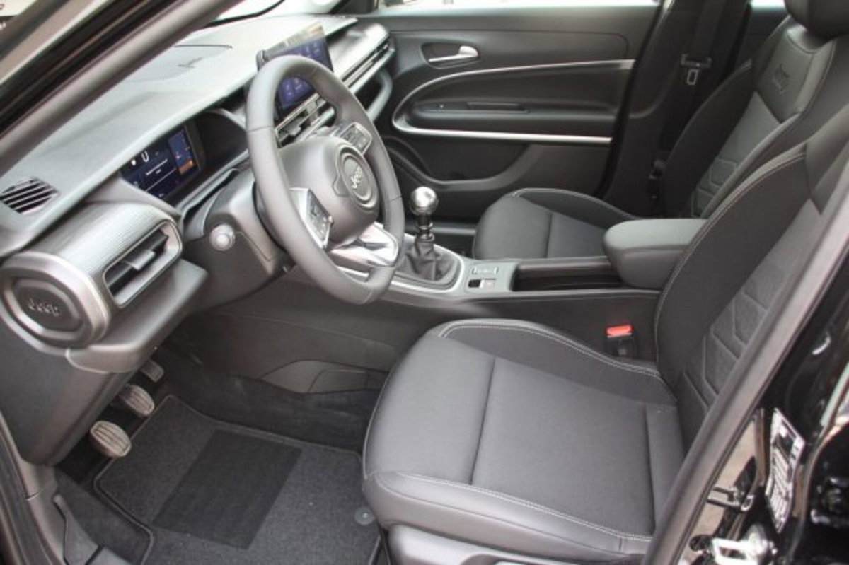 Jeep Avenger 1.2 turbo Altitude fwd 100cv (10)