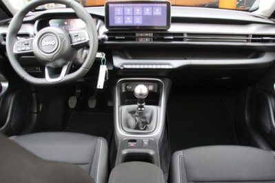 Jeep Avenger 1.2 turbo Altitude fwd 100cv (11)