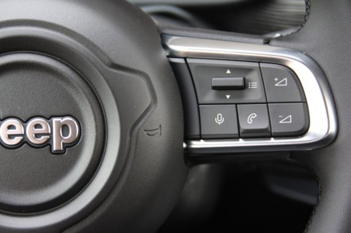 Jeep Avenger 1.2 turbo Altitude fwd 100cv (18)