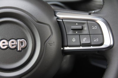 Jeep Avenger 1.2 turbo Altitude fwd 100cv (18)