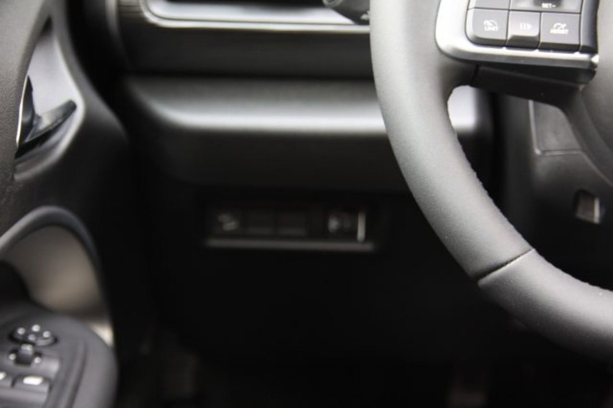 Jeep Avenger 1.2 turbo Altitude fwd 100cv (19)