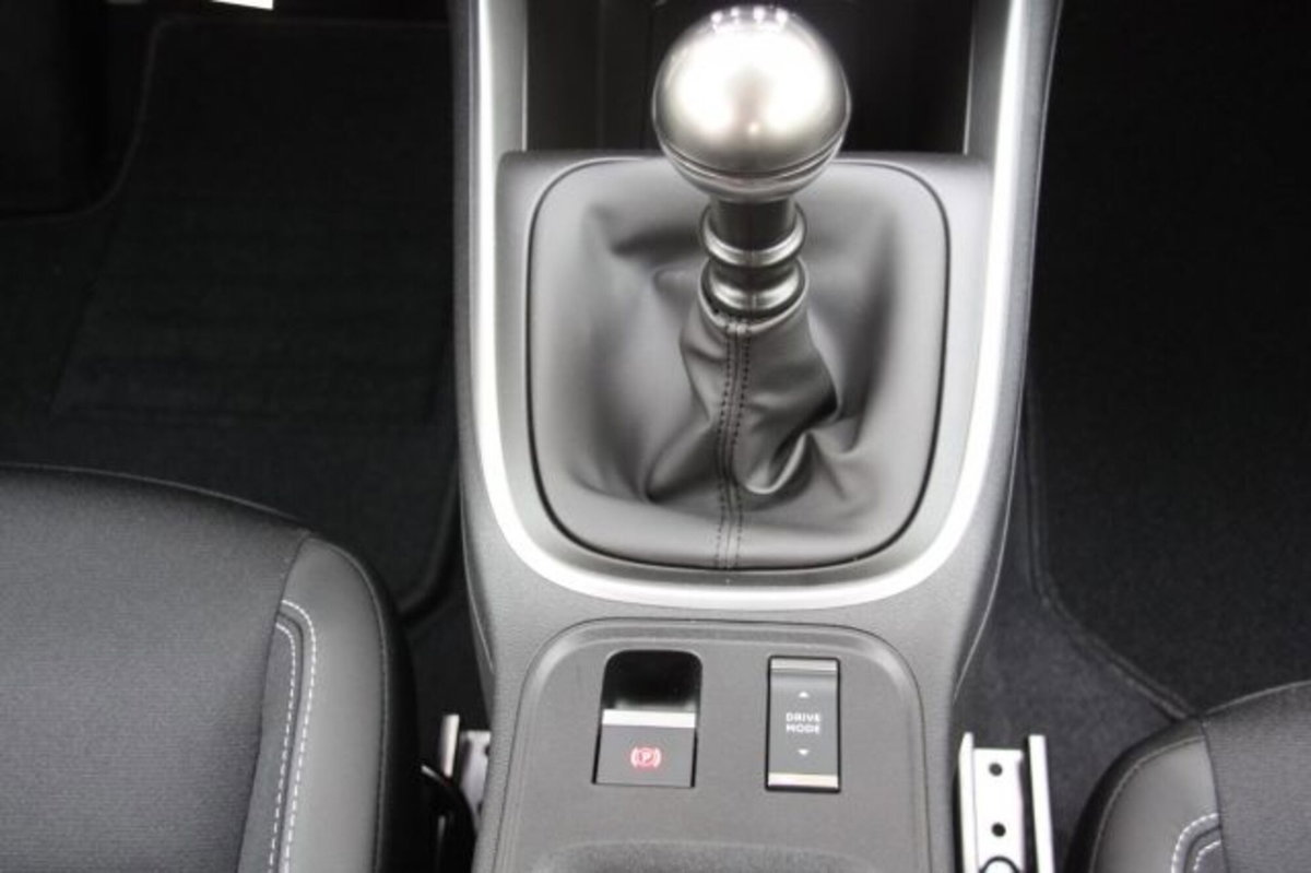 Jeep Avenger 1.2 turbo Altitude fwd 100cv (20)