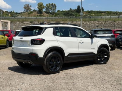 Jeep Avenger 1.2 turbo e-hybrid mhev Upland 4xe 145cv edct6 (4)